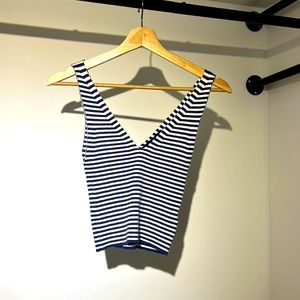 3/$25 offer - Forever 21 Lined Crop Top